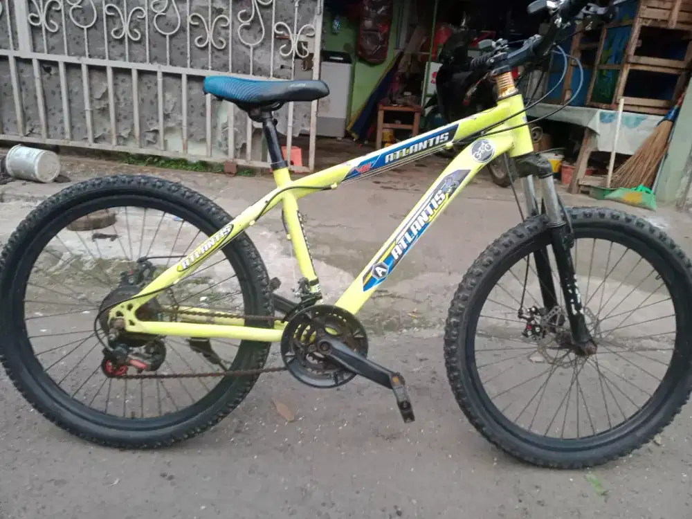 Dijual sepeda gunung ring 24 kondisi siap pakai masih mulus