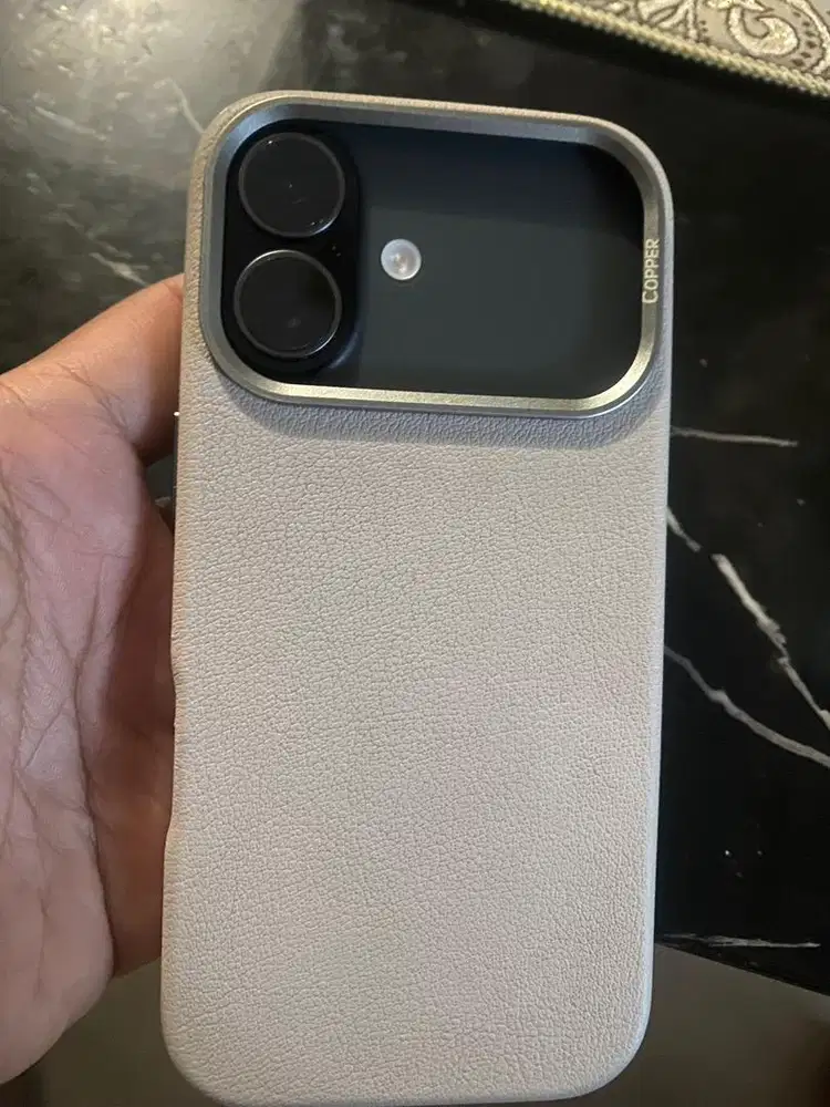 Jual Iphone 17 basic 256 hitam, original dan on garansi