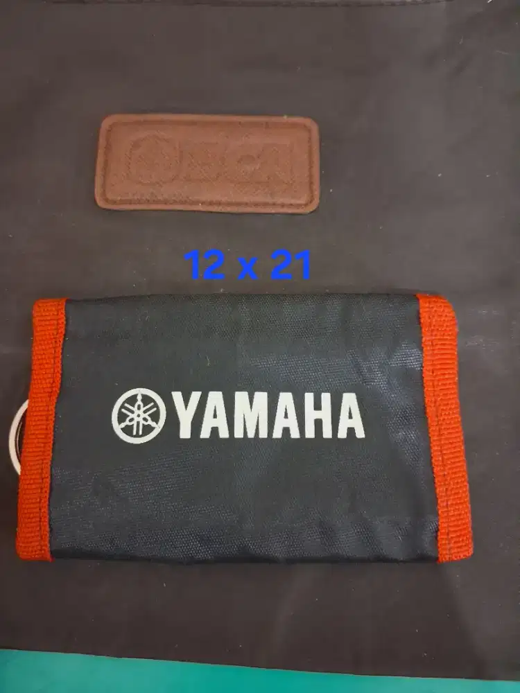 Dompet kunci mobil
Uk 12 x 21 warma hitam
Limited edition
Barang tera