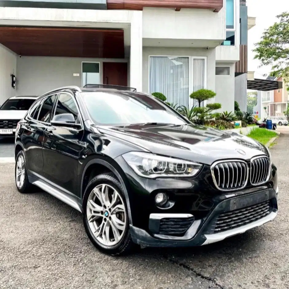 (CASH) BMW X1 F48 2018