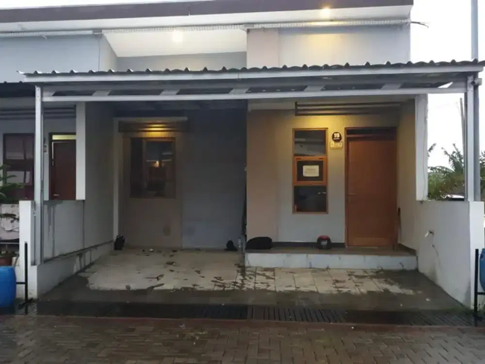 Rumah Nyaman di Komplek Spring Garden Residence Ciganitri