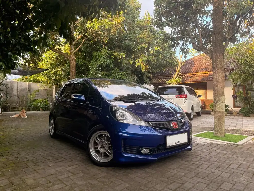 Dijual Honda Jazz Rs 2013 Automatic full modifikasi