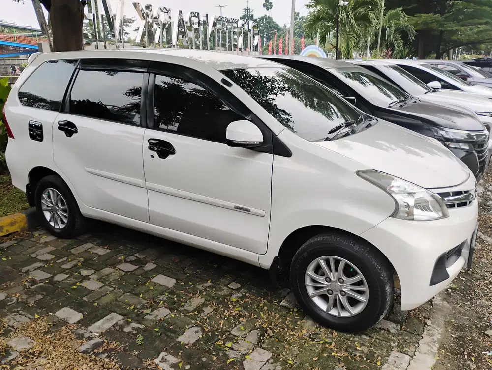 Daihatsu Xenia 2014 Bensin