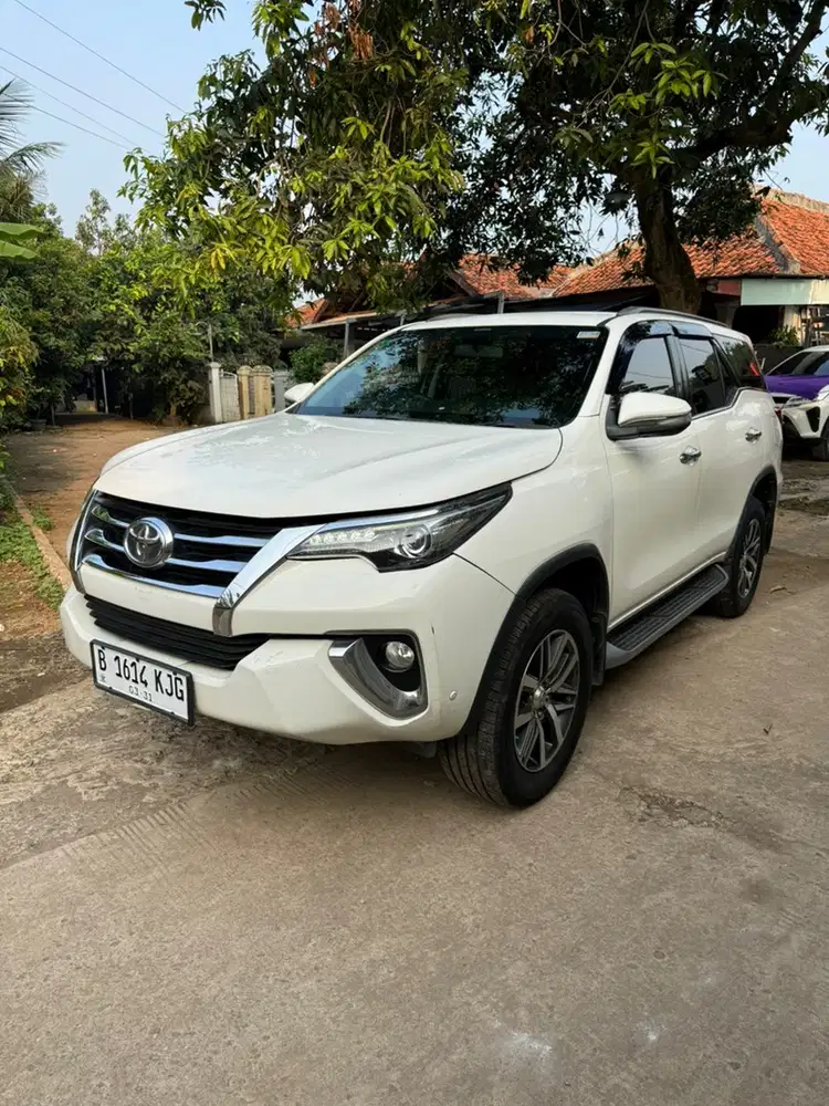 Toyota Fortuner VRZ 2.4 AT Diesel