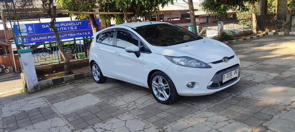Ford Fiesta 2012 Bensin
