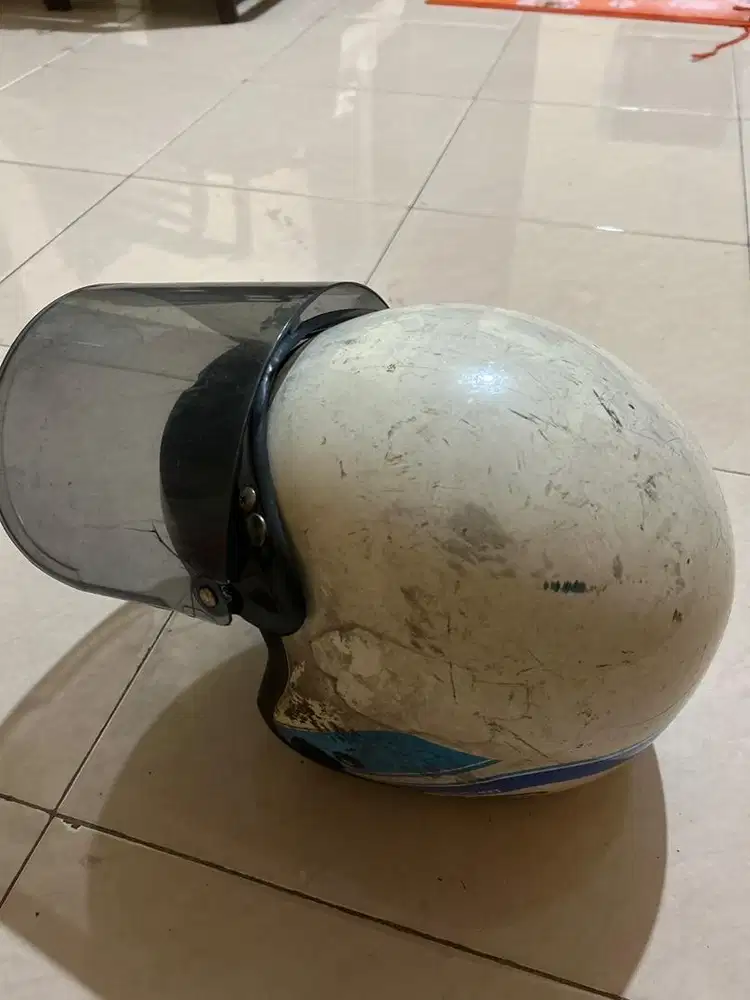 Helm bogo harian