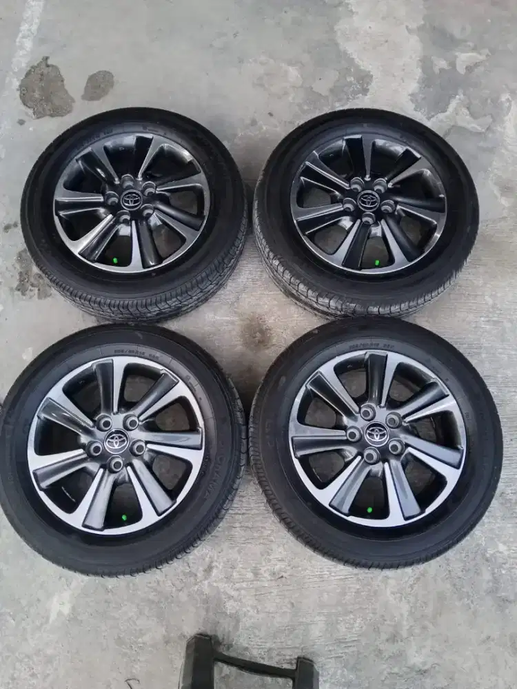 Velg oem toyota voxy r16 5x114 sepaket ban