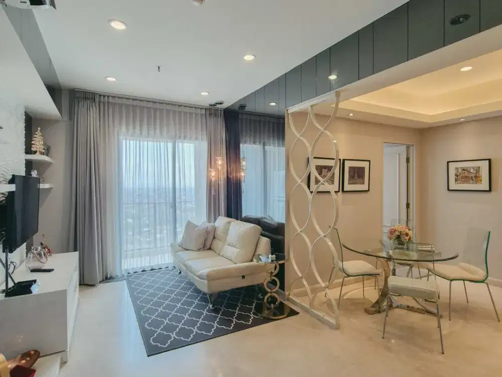 The Peak Residence Tunjungan Plaza