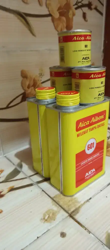 Lem Kuning/Lem Aibon