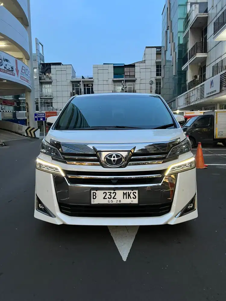Toyota Vellfire 2018 Bensin