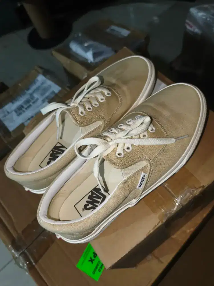 Vans Era in a beige or Cornstalk colorway