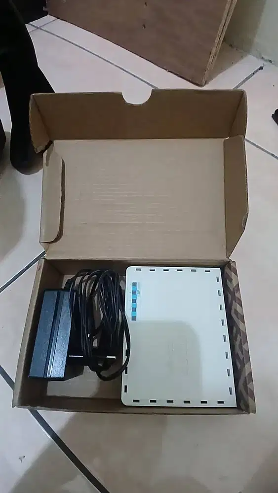 Dijual MikroTik RB951Ui-2ND – Fullset & Siap Pakai