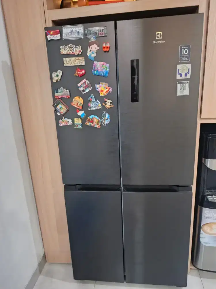 DI JUAL KULKAS 4 PINTU