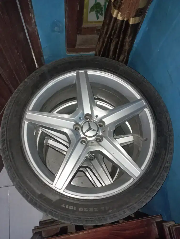 Velg Mercy OEM R20 Lobang 5