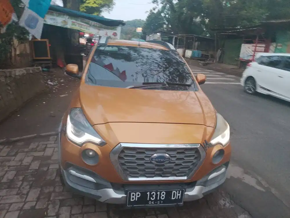 Datsun cros cvt matic 2018