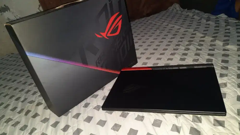 Asus Rog Strix G513QC, Ryzen 7 5800H ,ram 16Gb ,SSD 512,Rtx 3050