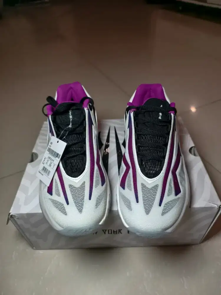 SEPATU BASKET NEW