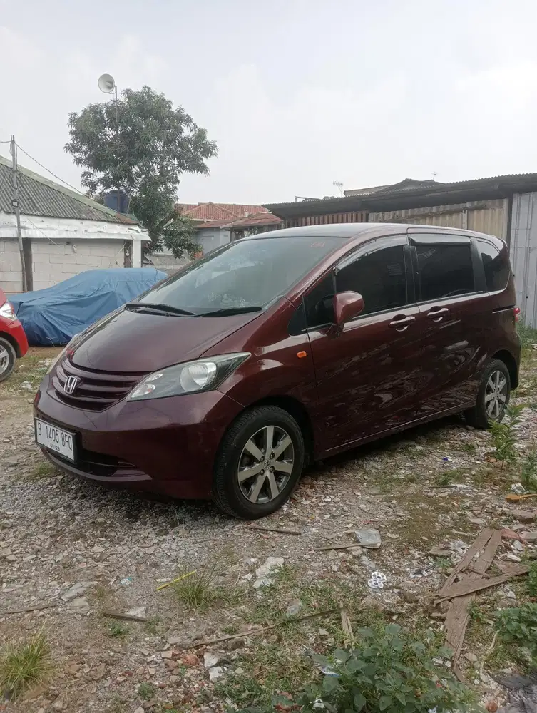 Honda Freed 2009 Bensin