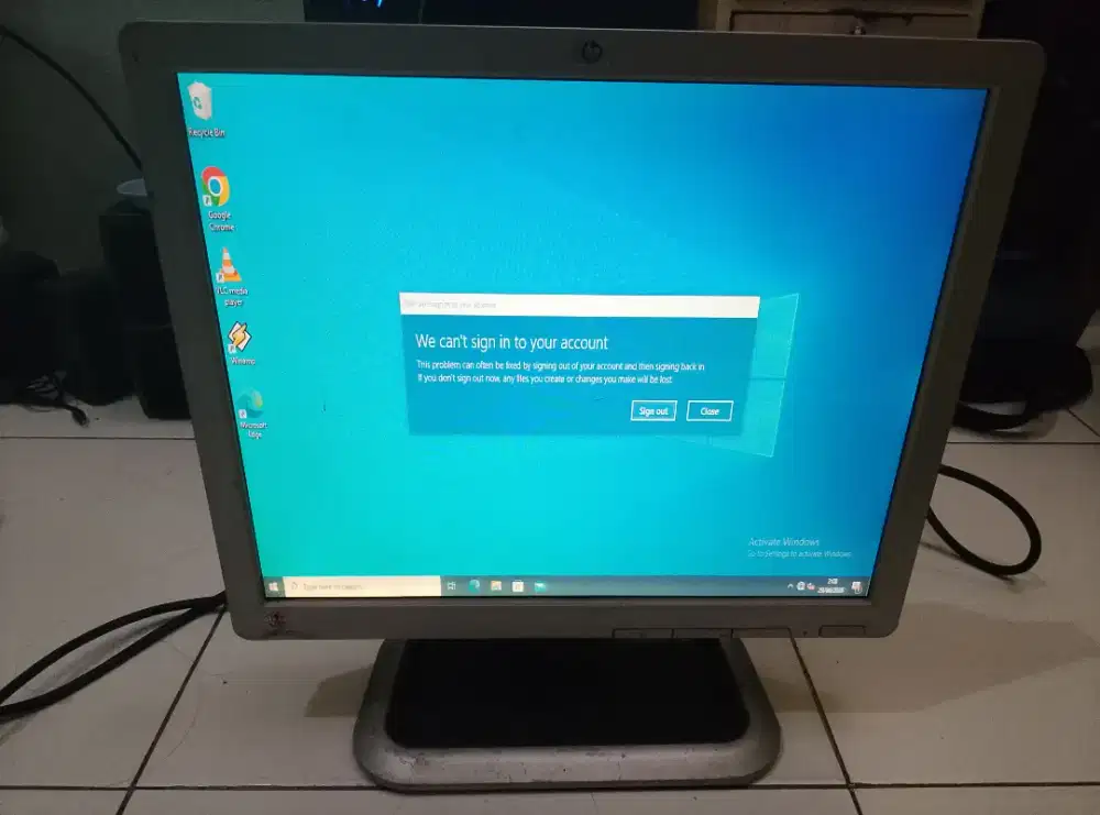 Monitor komputer 17 inch HP