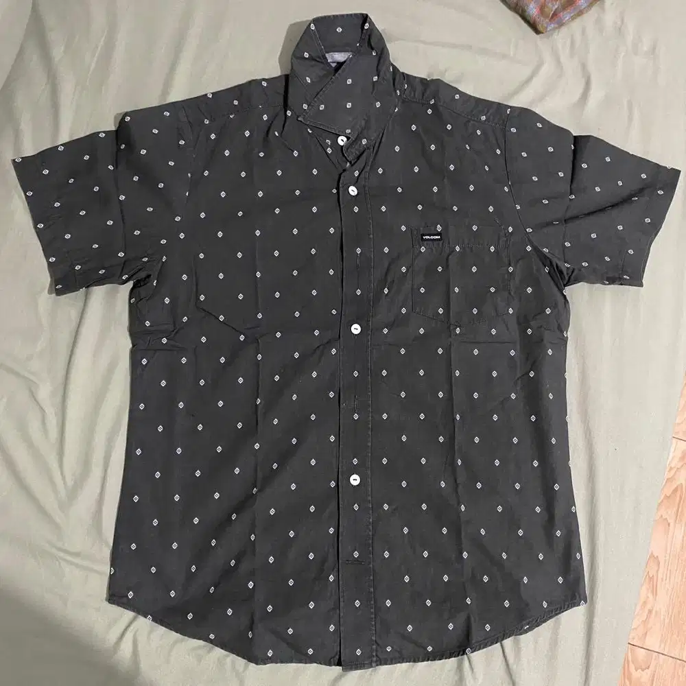Kemeja volcom original