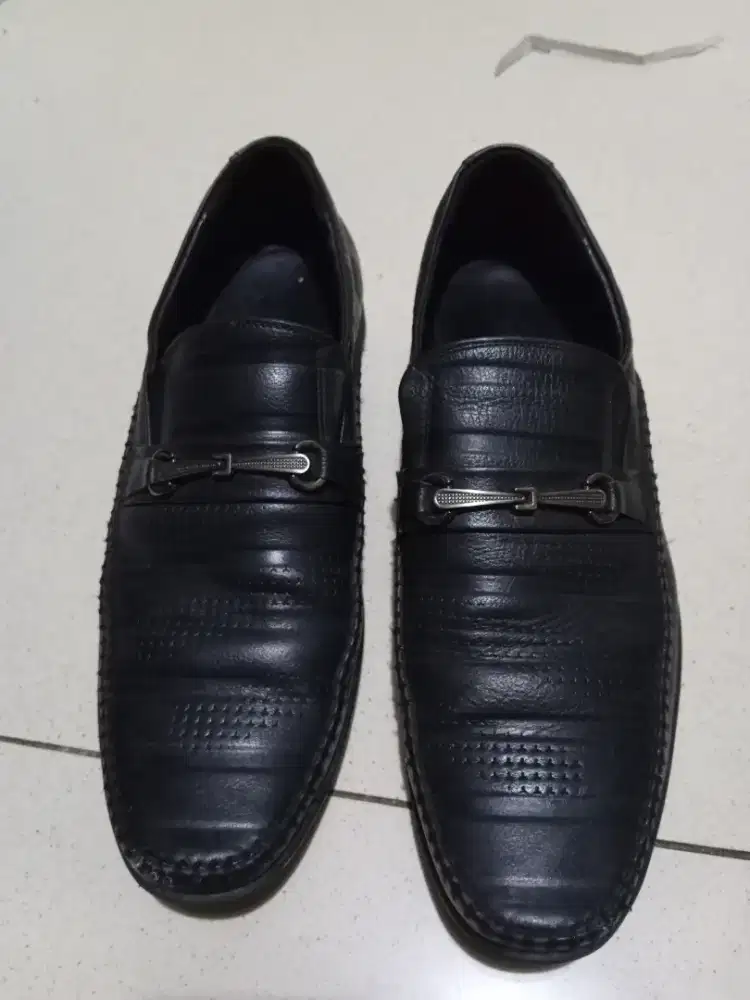 Jual aja sepatu crocodile cowo