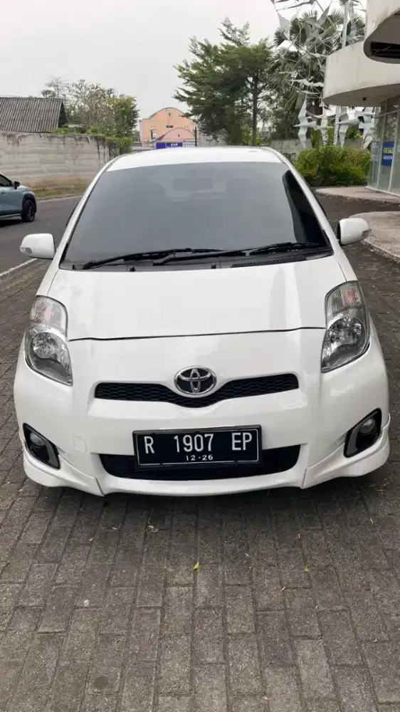 Yaris 1.5 S Limited AT 2013