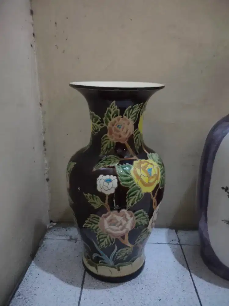 Guci Keramik Bunga Jadul