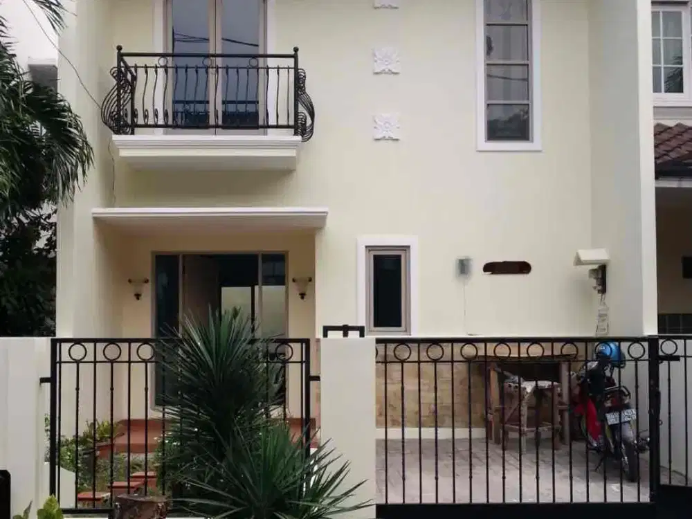 Dijual rumah di Cluster depan Citragran cibubur