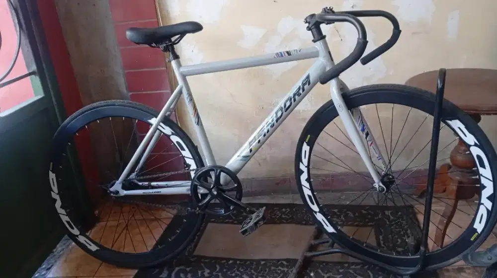 sepeda fixie merk pandora