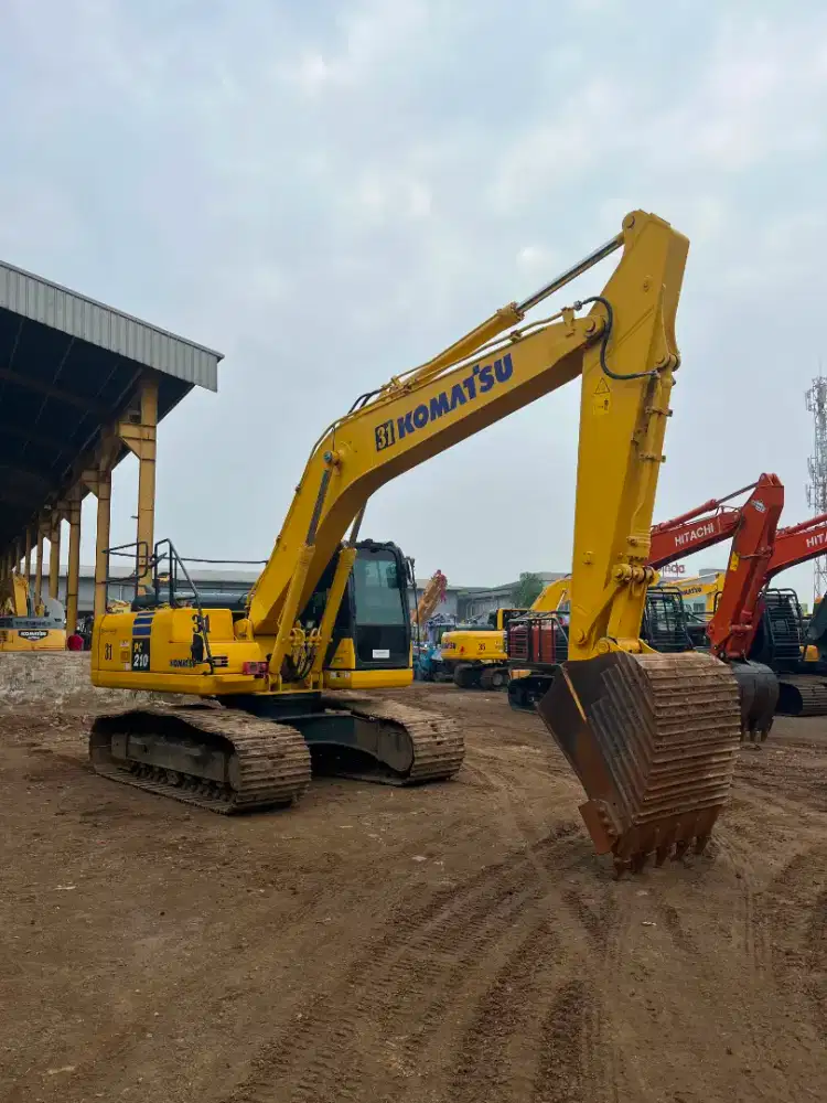 Komatsu PC210-10MO Tahun 2024