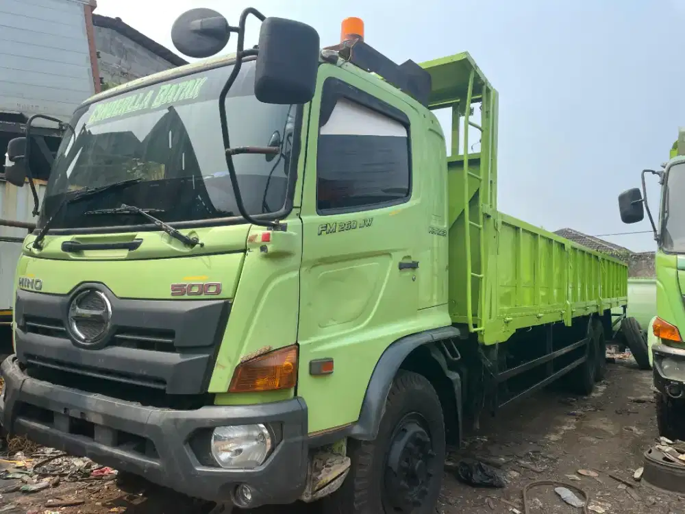 Hino FM 260 JW tronton 6x4 bak 3way tahun 2018 long sasis 9.5 m