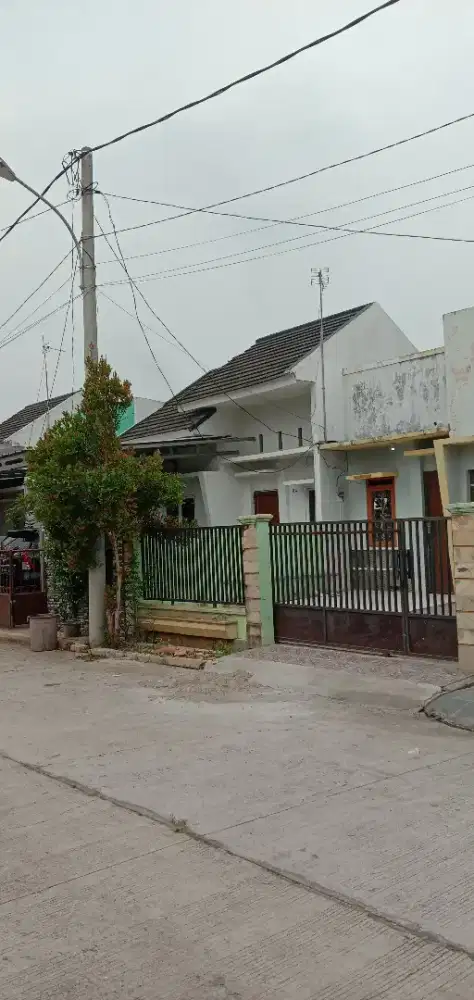 Dikontrakan rumah cluster 100 m pasar mini mangunjaya tambun selatan