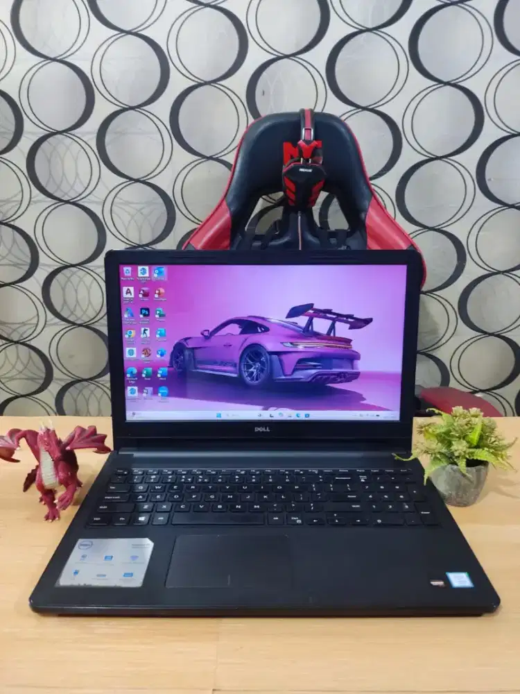 Laptop DELL Inspiron 15 Core i5 RAM 8Gb SSD 240Gb DUAL VGA