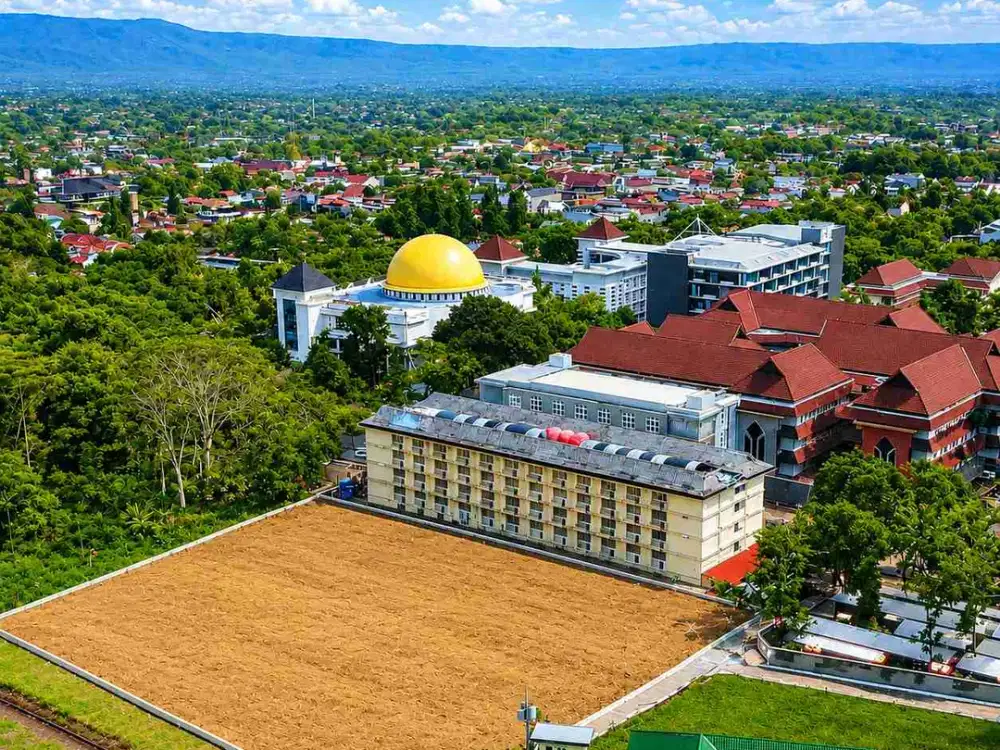 TANAH DEKAT KAMPUS UII JOGJA NEMPEL KAMPUS COCOK BANGUN KOST / VILLA