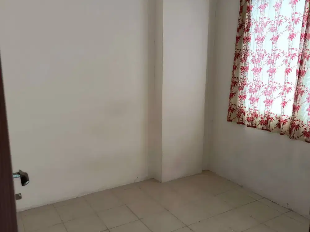 Sewakan Tahunan Apartemen Puri Park View kosongan 1 AC Sharing antar kamar