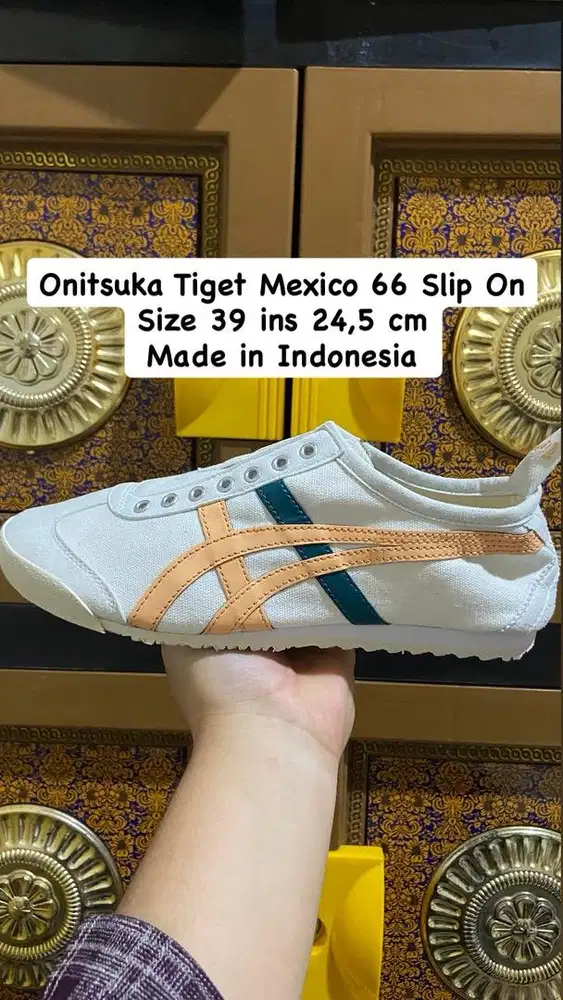 Onitsuka Tiger Mexico Slip On size 39