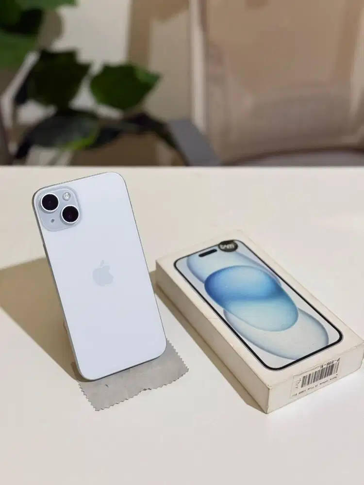 iPhone 15 Plus 128GB Ex iBox Garansi 11/2026 BH 99% Fullset