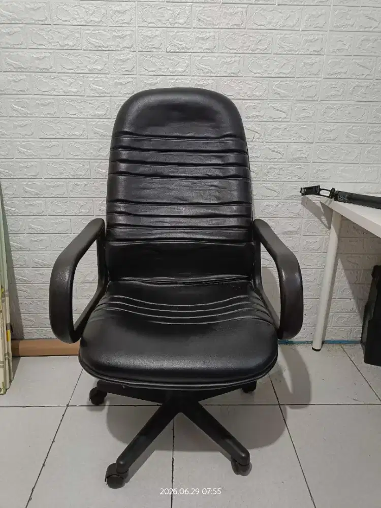 kursi kerja kursi kantor kursi direktur