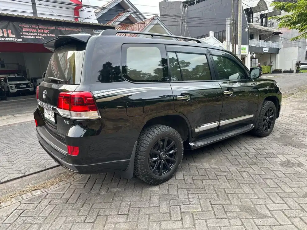 Toyota Land Cruiser VX 200 2012 Limited Edition Record Auto2000