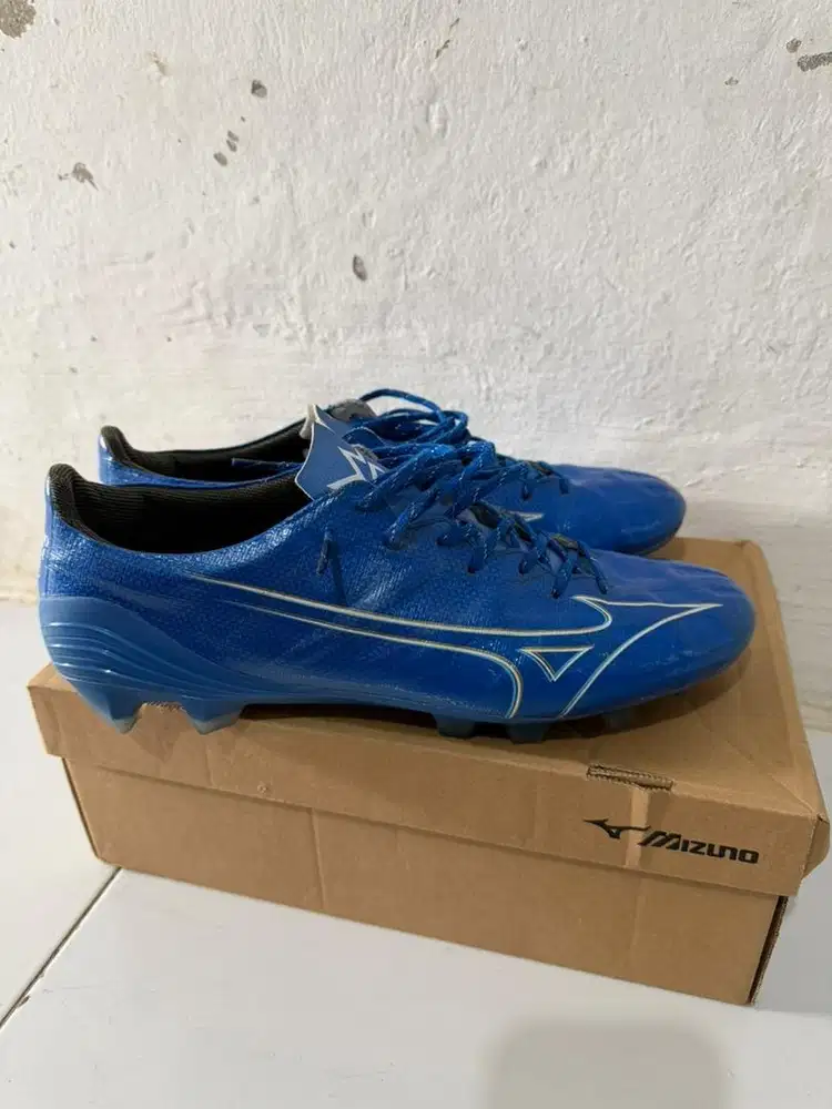 Sepatu Bola Mizuno Ori size 43-44