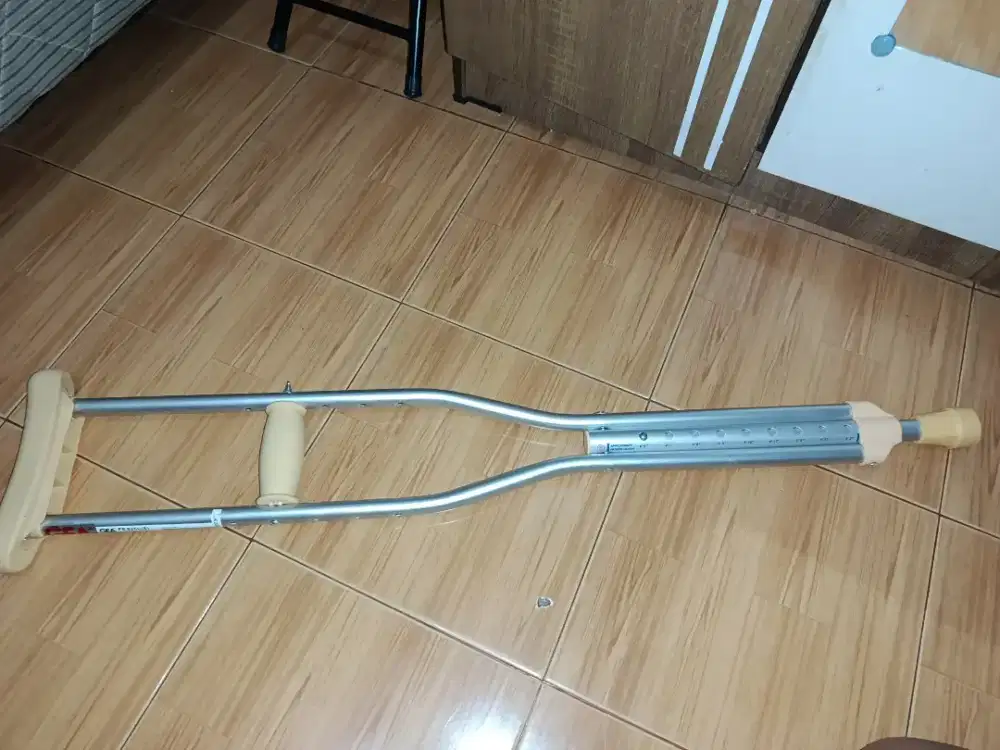 Tongkat penyangga