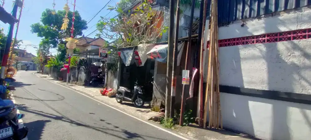 Jual tanah isi bangunan second di Jl Gunung Talang Denpasar Barat Bali