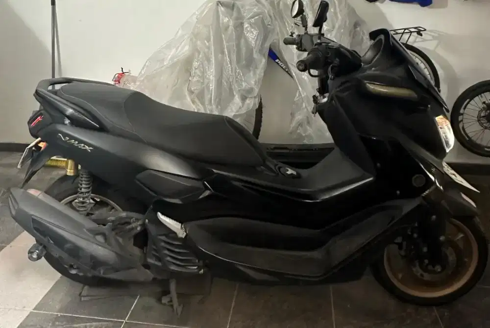 Dijual santai Nmax nama saya dn pemakaian pribadi km Low siap pakai