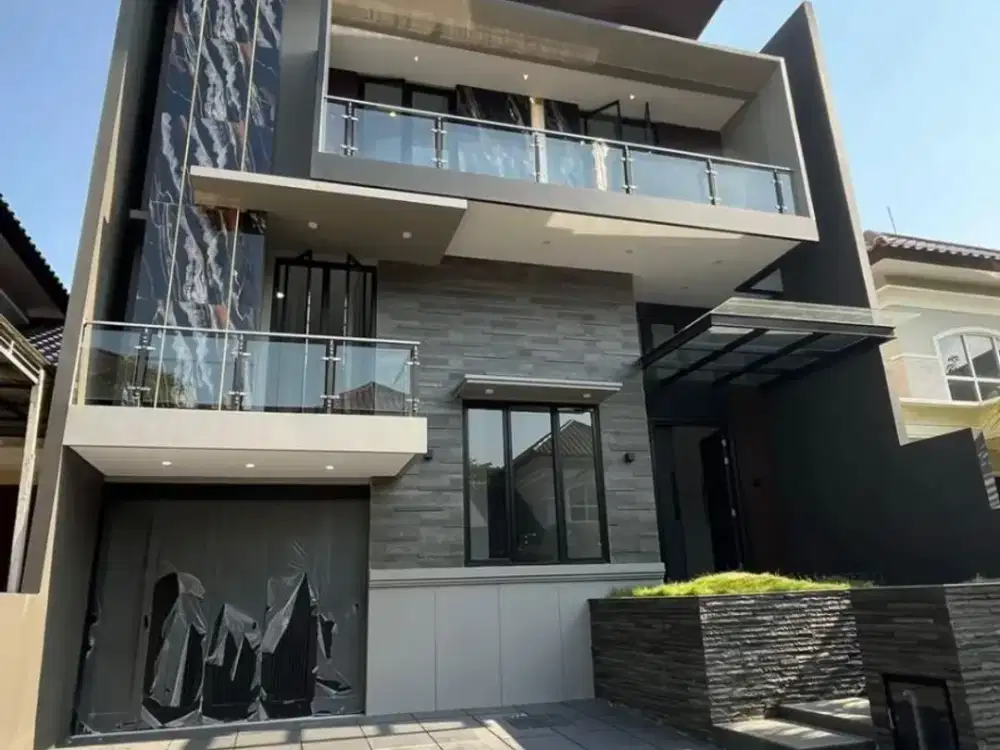 Rumah 2 Lantai Bagus Minimalis di Citraland Utama Fullerton