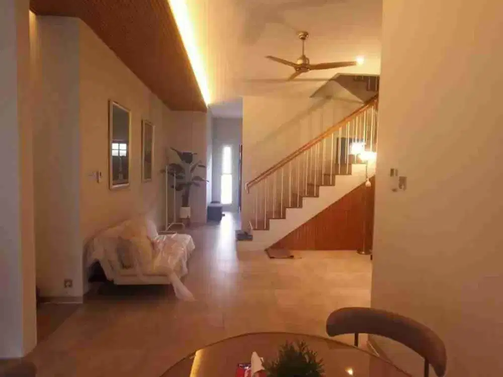 rumah mewah di komplek alamanda dago permai