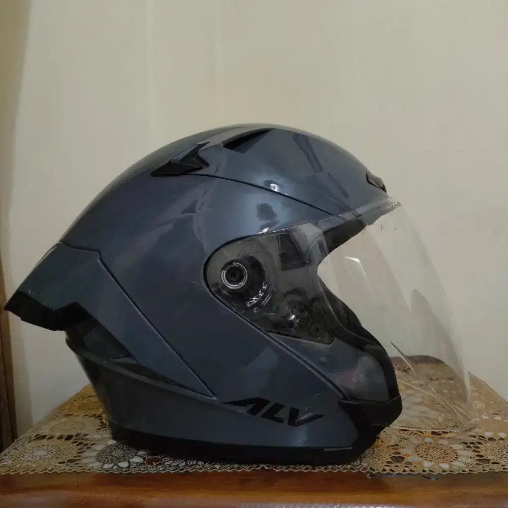 Forsale helmet original...