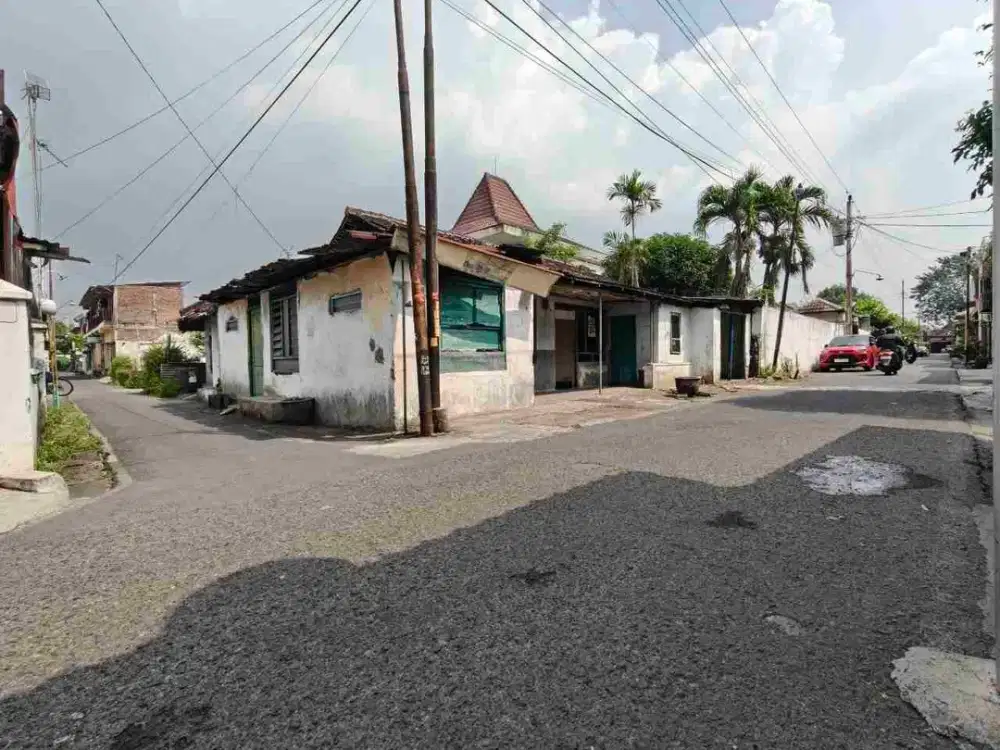 Tanah Hook Strategis Serengan Tengah Kota Solo  (ED)