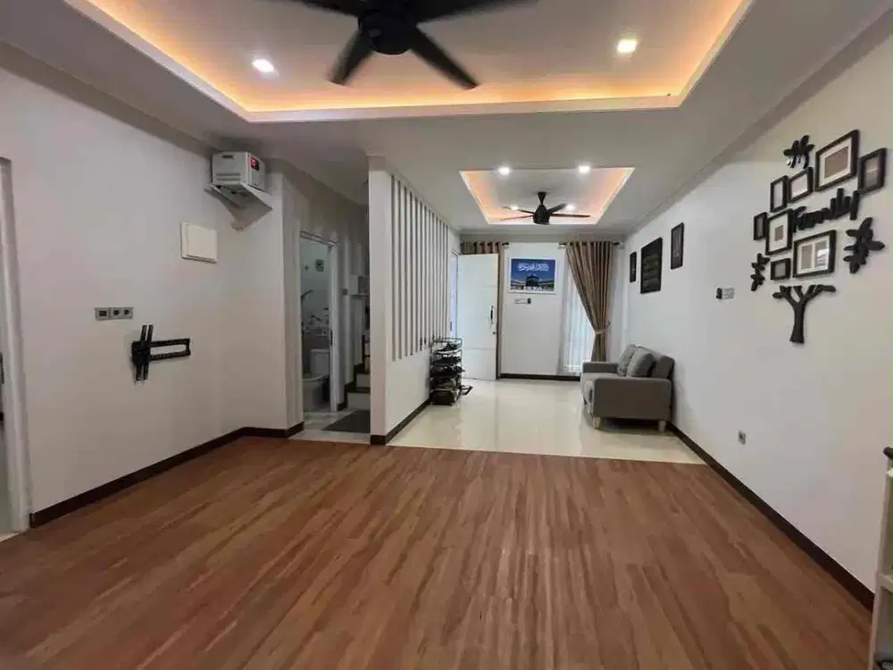 Dijual Rumah Kota Wisata Cibubur Dekat Mall Living World