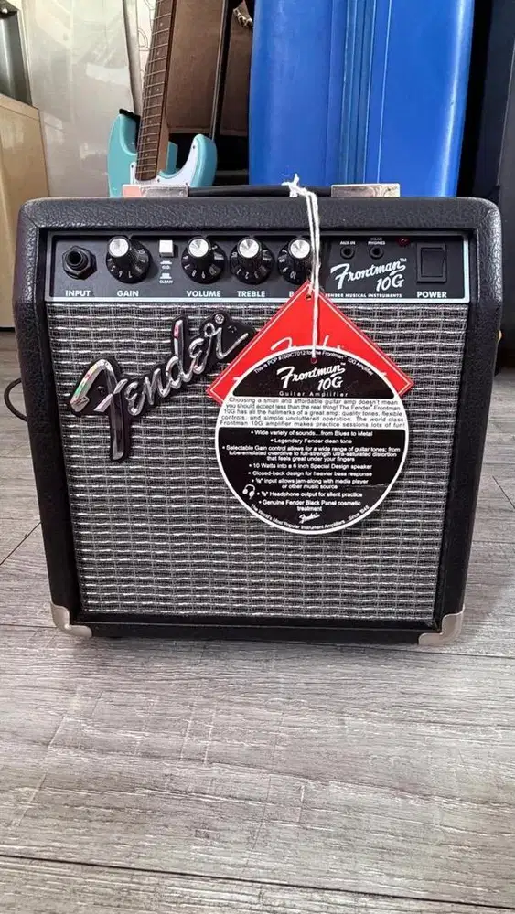 Gitar listrik dan amplifier 1 set lengkap