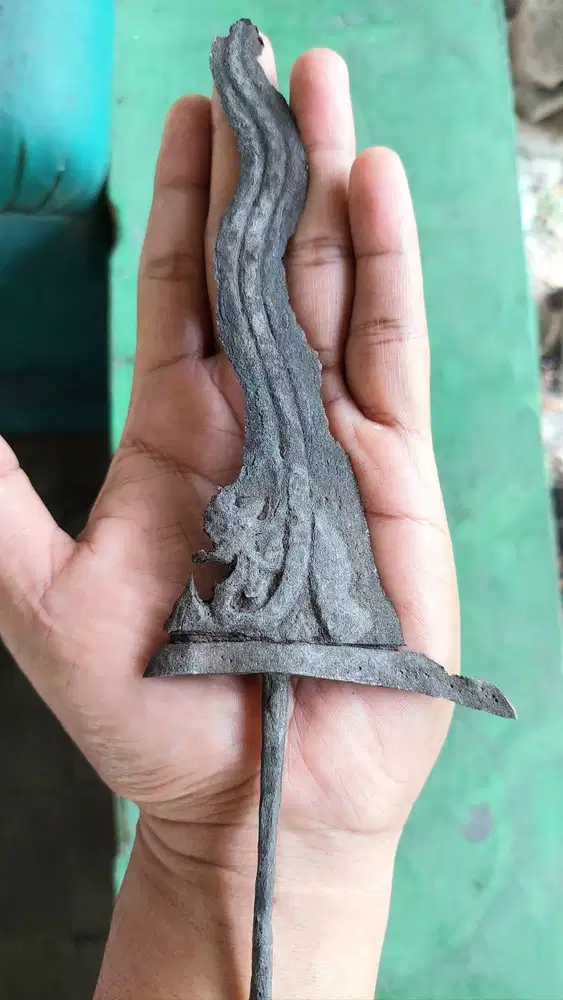 Keris Nogo Sepuh Asli Temuan